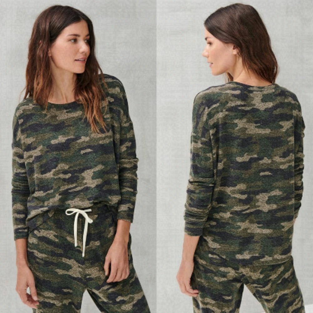 🆕 Lucky Brand Camo Hacci Crewneck Pullover